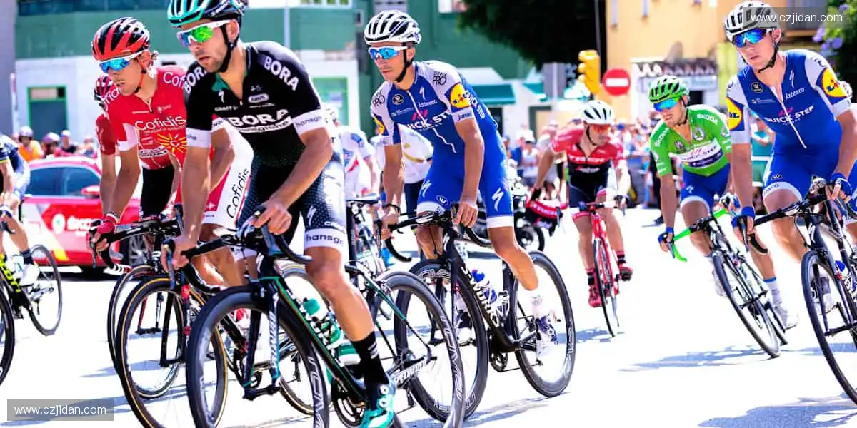 🎉 观赛互动,赢取限量版周边不是梦!🎁